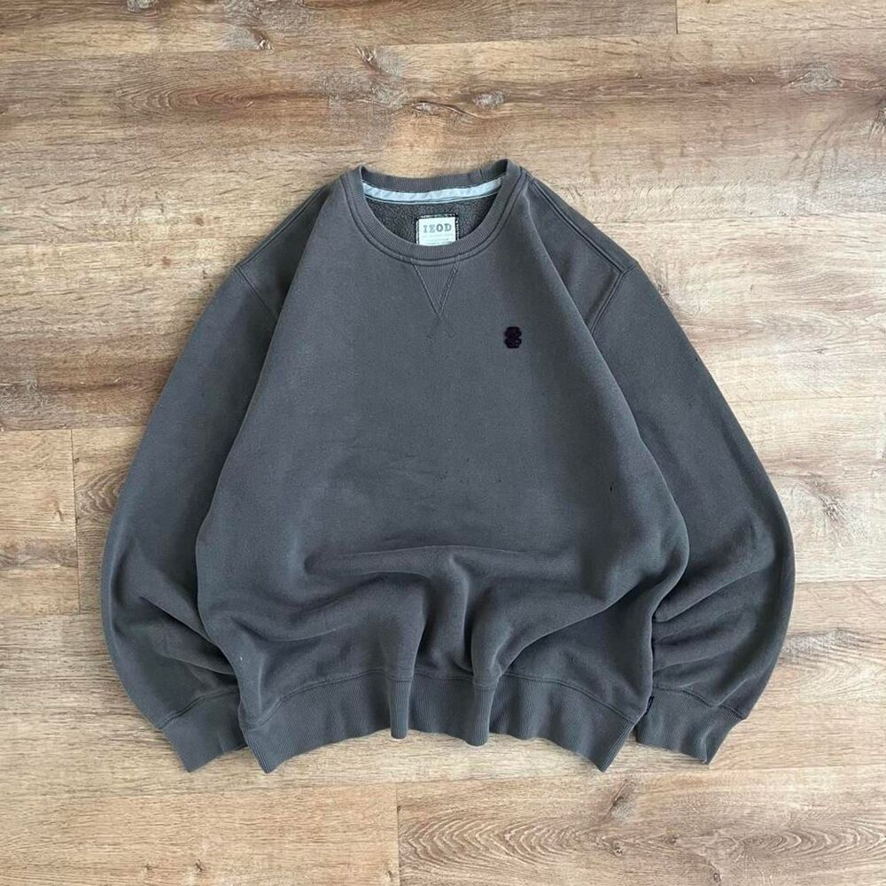 Izod Men's Grey Sweatshirt